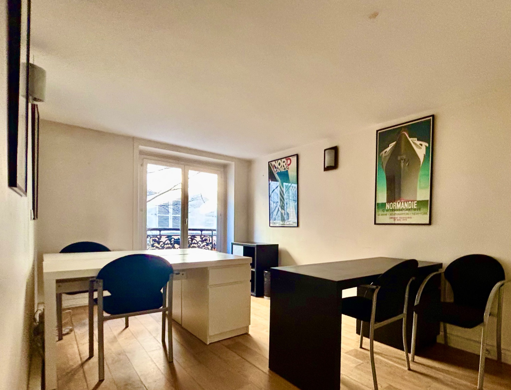 Bureau privatif lumineux